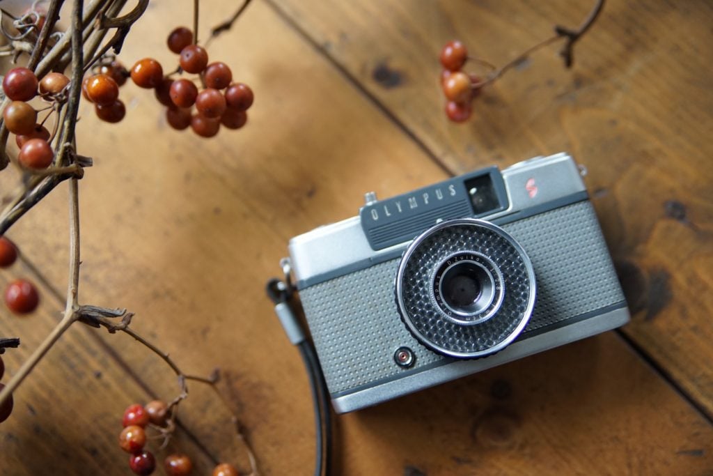 OLYMPUS PEN EES