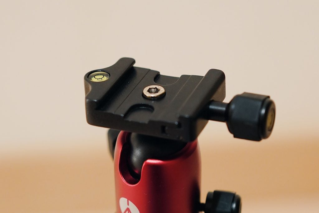 Manfrotto Elementクランプのネジ