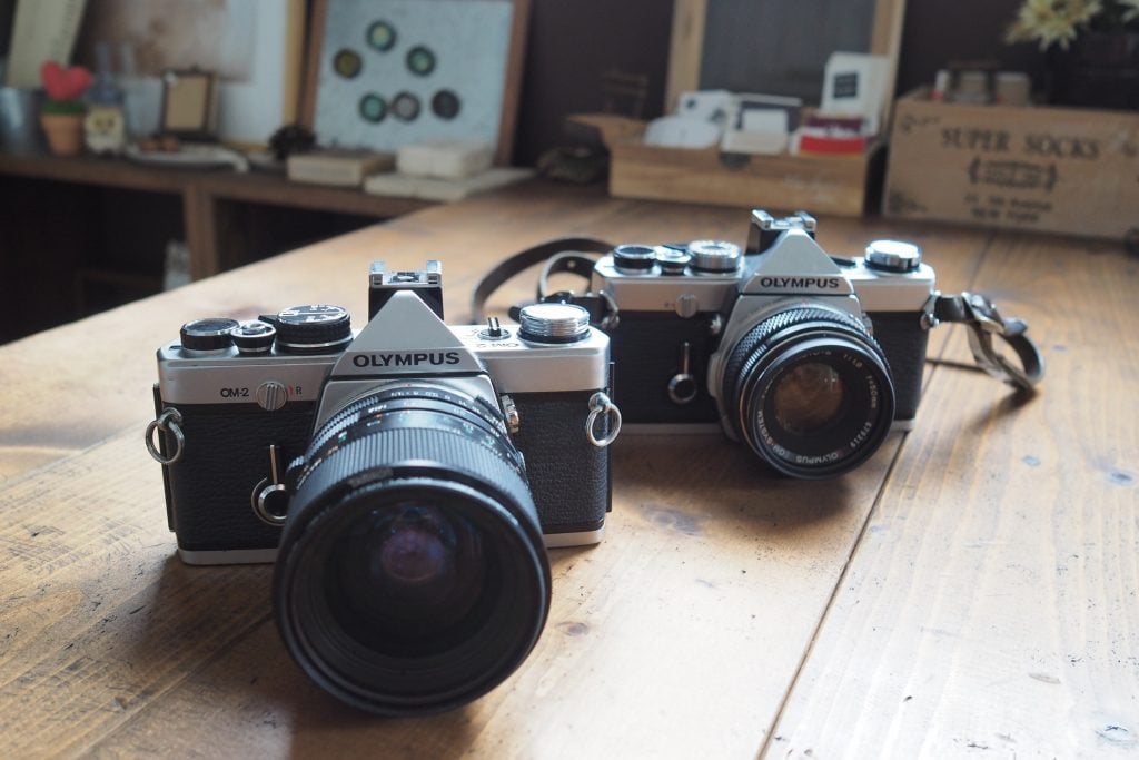 OLYMPUS OM-2