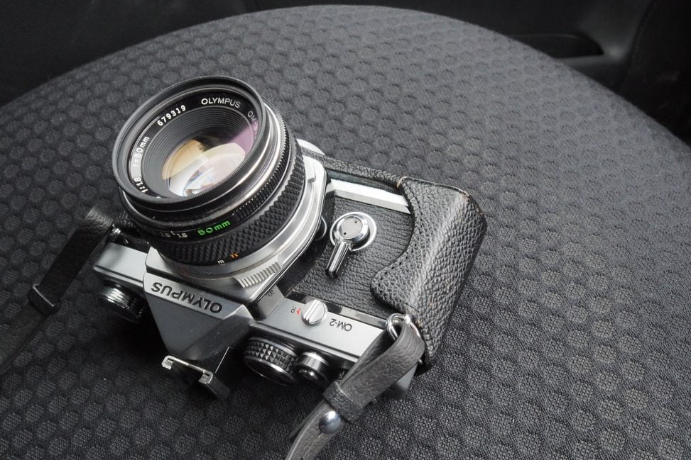 OLYMPUS OM-2