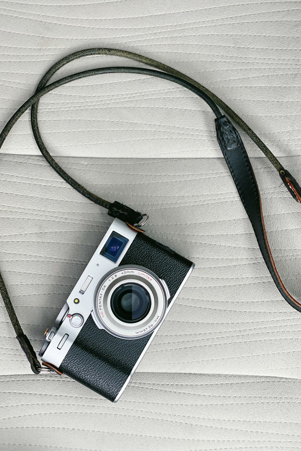 FUJIFILM X100V