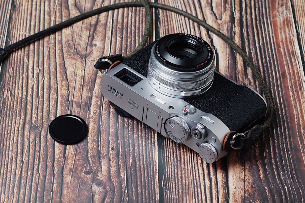 FUJIFULM X100V