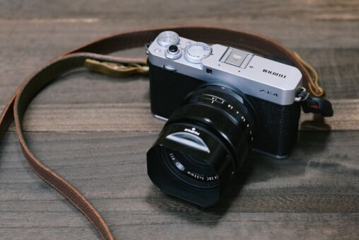 FUJIFILM X-E4