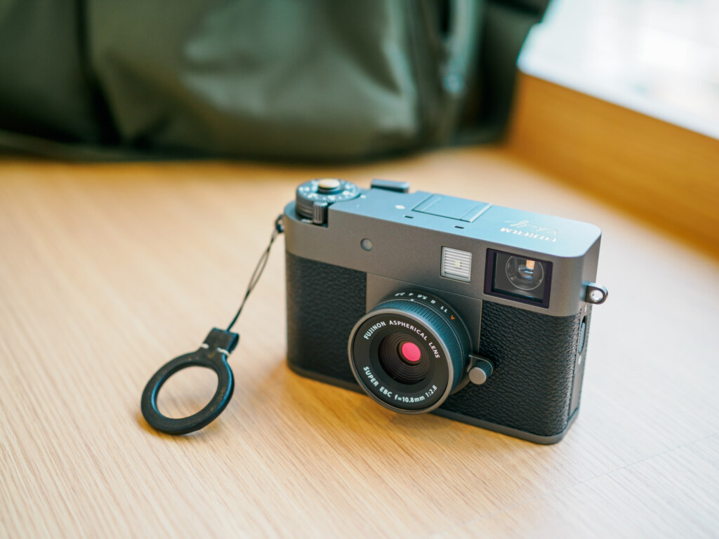 FUJIFILM X Half