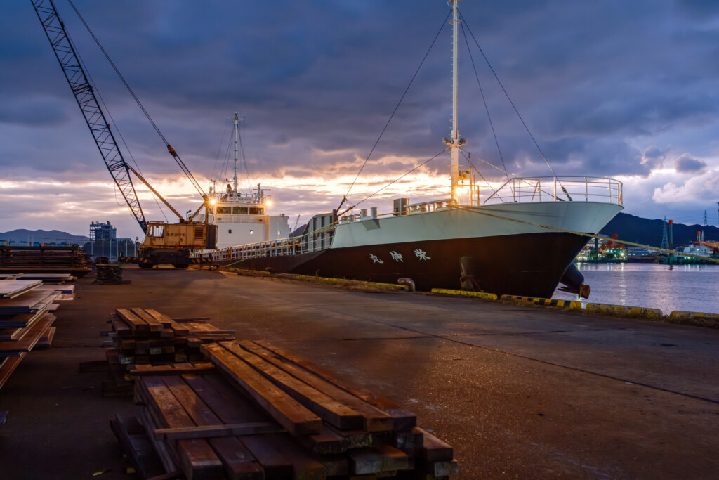 X-T5 + SIGMA 17-40mm F1.8 DC|Art 23.9mm, F5.0, 1/6s, ISO1000